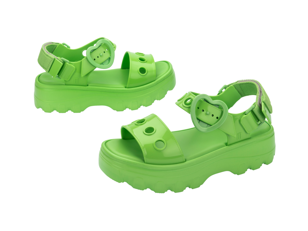 MELISSA KICK OFF HOT AD –