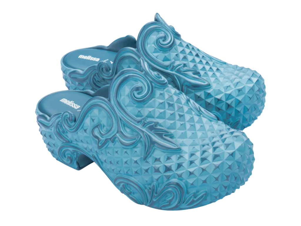 MELISSA COURT CLOG + Y.PROJECT AD –