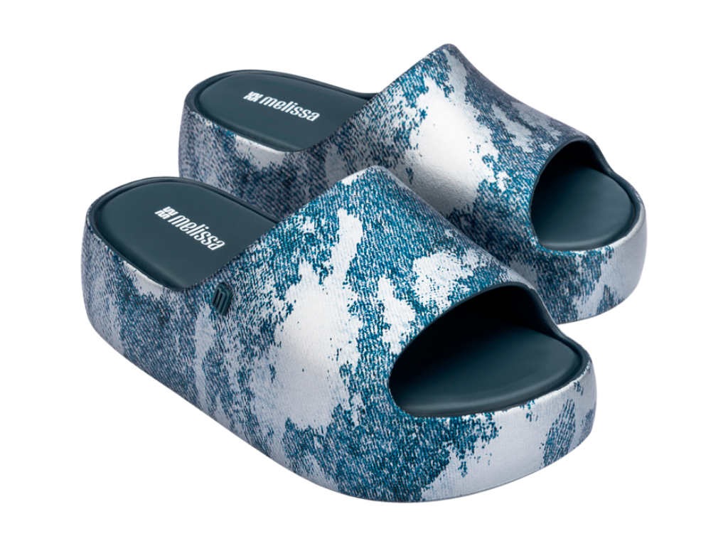MELISSA FREE PLATFORM SLIDE DENIM AD