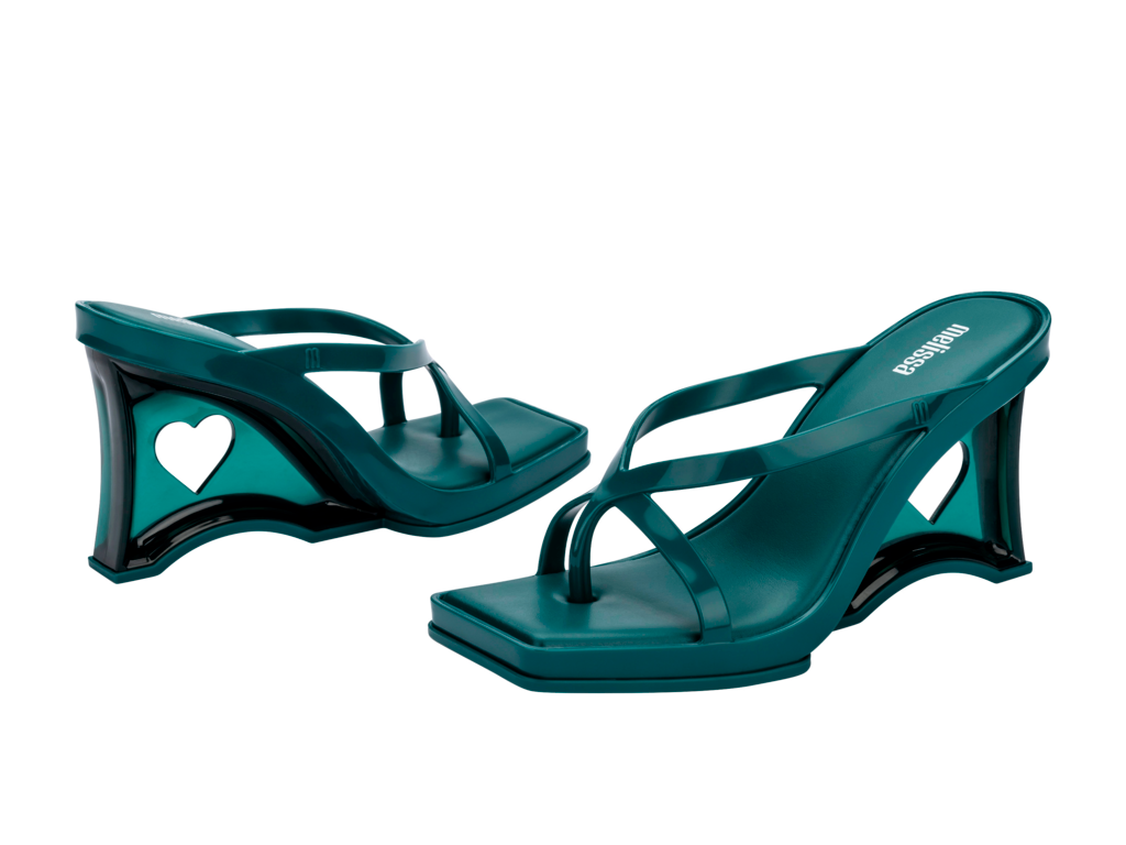 MELISSA GLASS HEEL AD