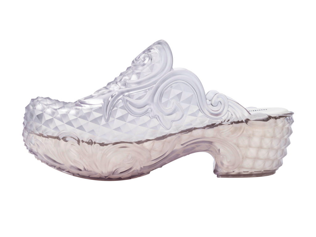 MELISSA COURT CLOG + Y.PROJECT AD