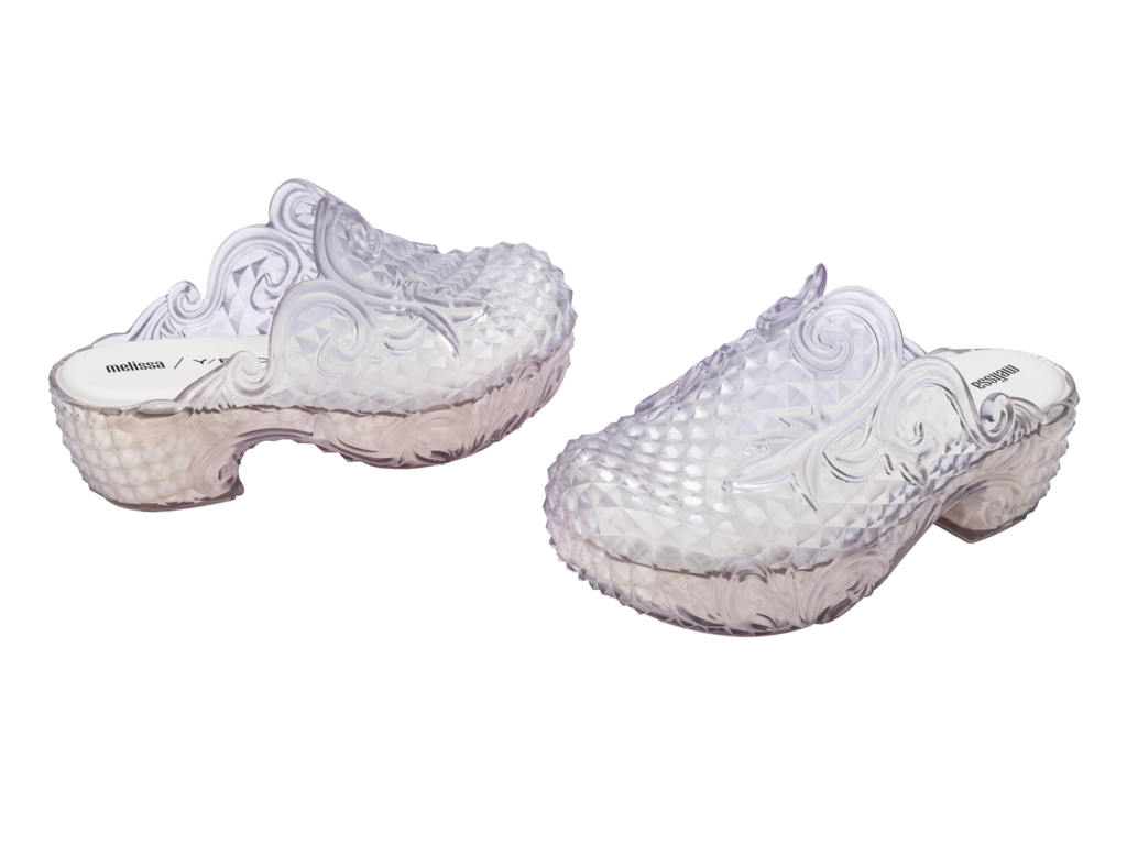 MELISSA COURT CLOG + Y.PROJECT AD –