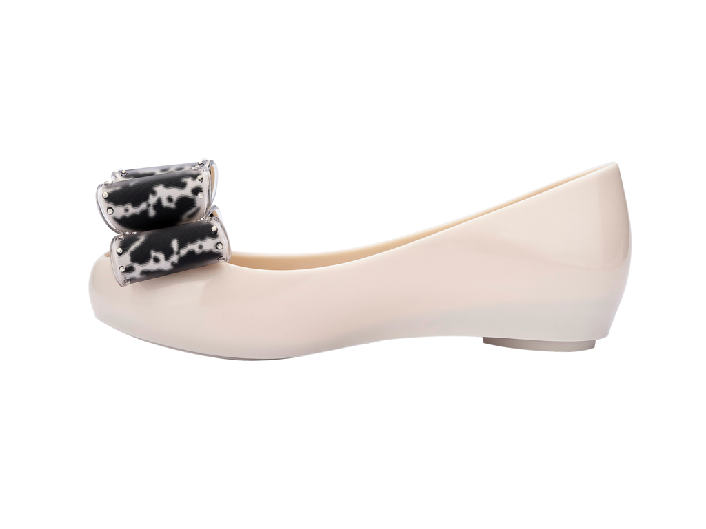 MELISSA ULTRAGIRL CLASSIC BOW AD –