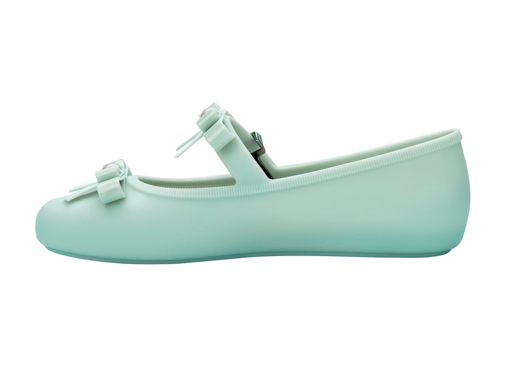 MELISSA SOFT BALLERINA BOW AD –