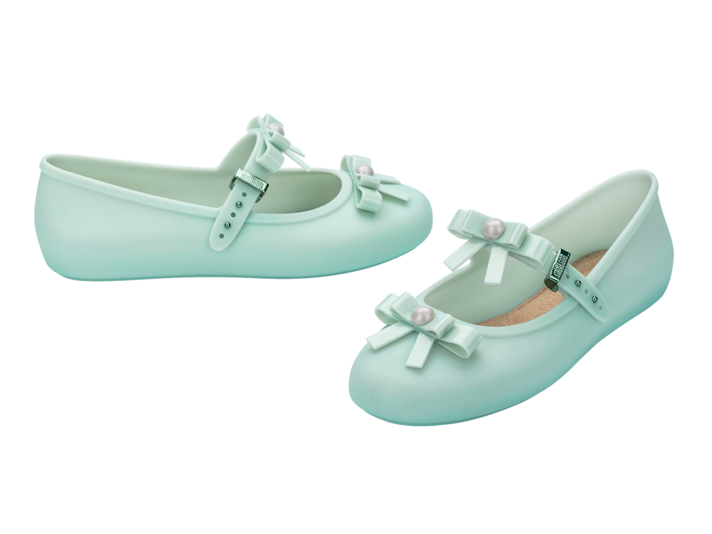 MELISSA SOFT BALLERINA BOW AD –