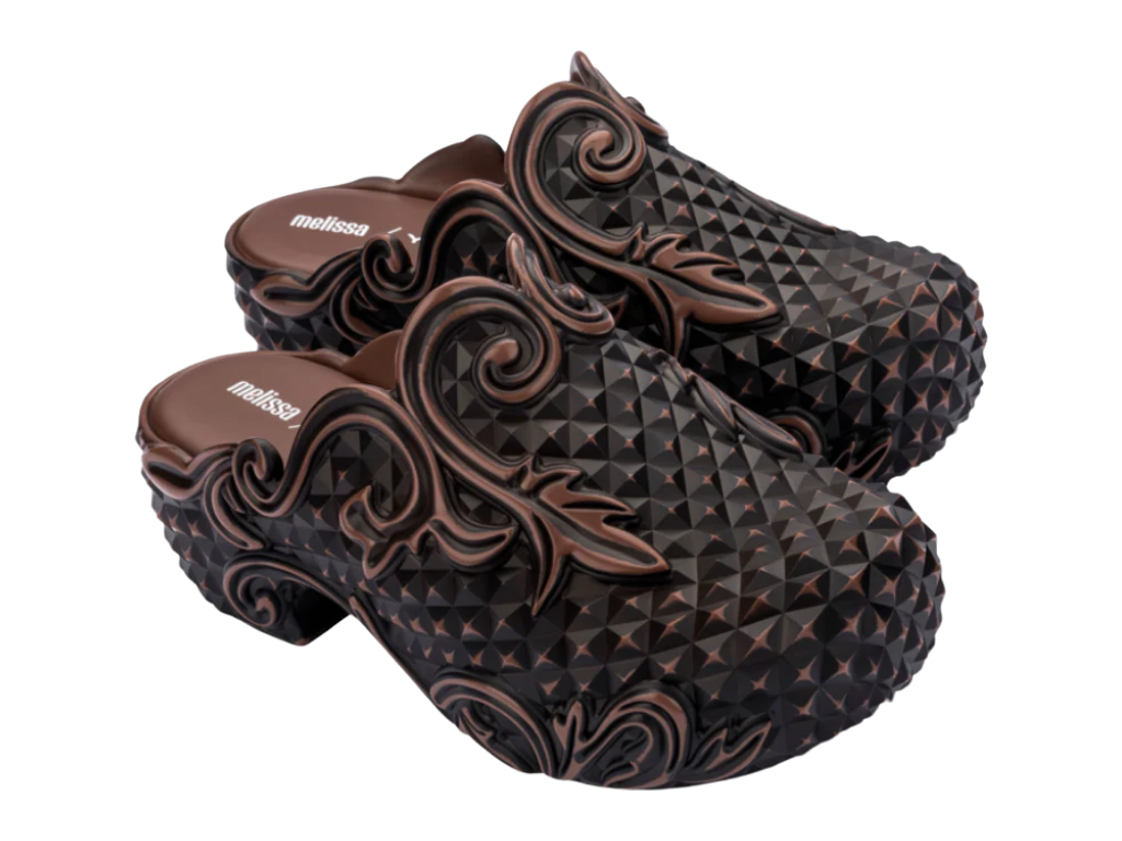 MELISSA COURT CLOG + Y.PROJECT AD –