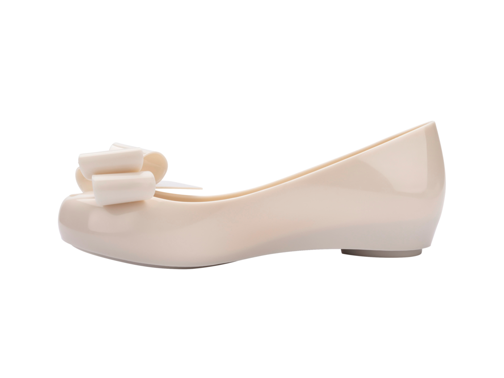 MELISSA ULTRAGIRL CLASSY AD –