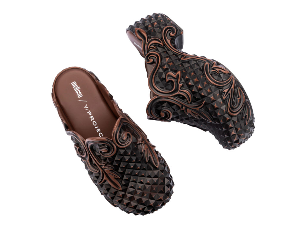MELISSA COURT CLOG + Y.PROJECT AD –
