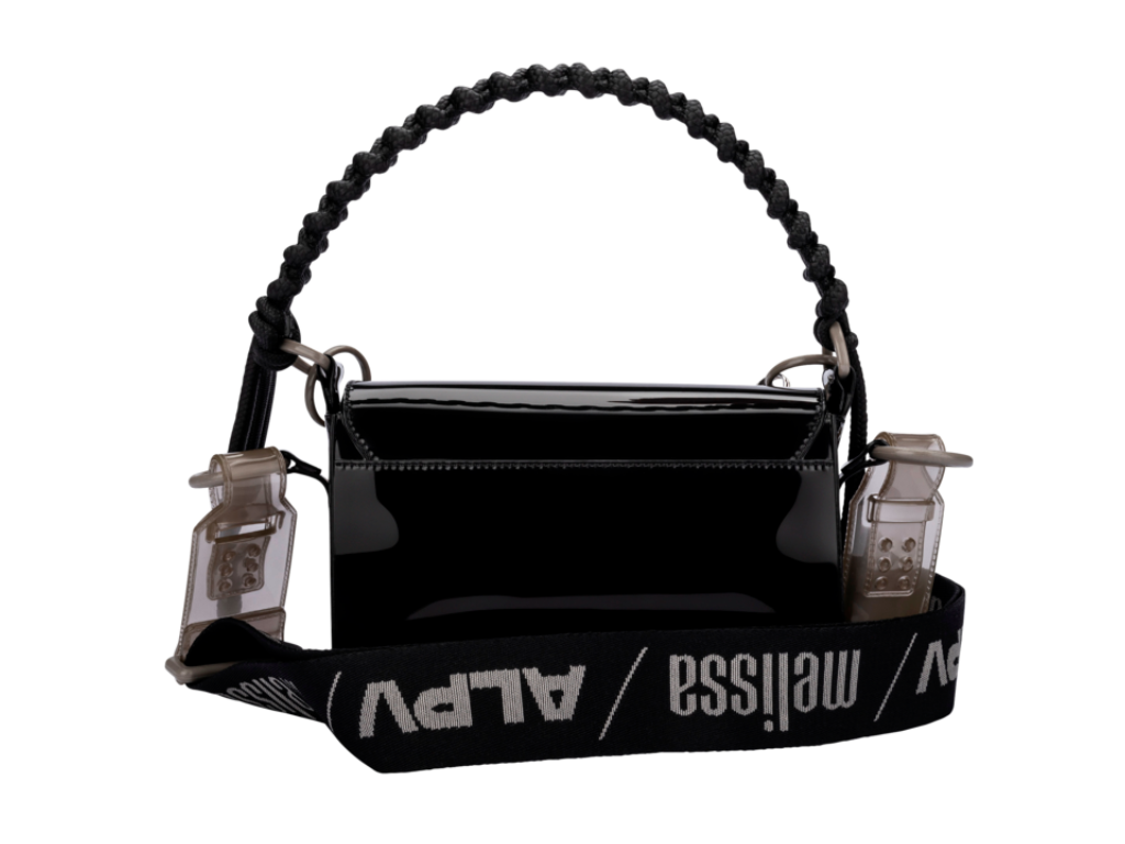 MELISSA OLGA BAG + ALEXANDRE PAVAO