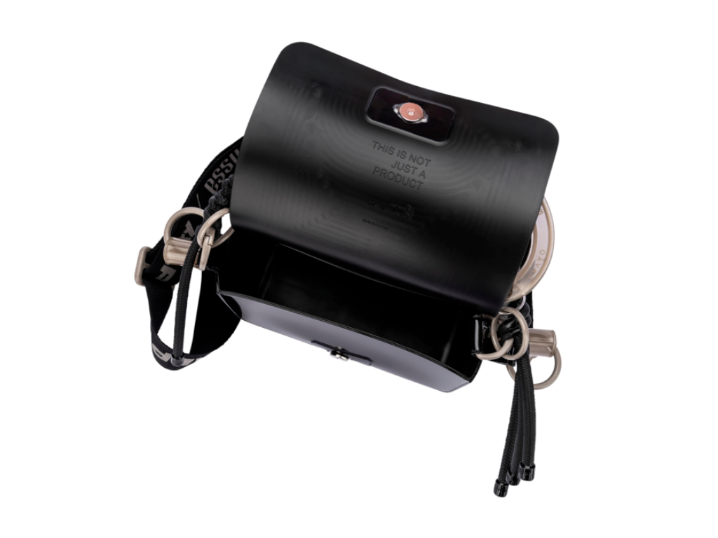 MELISSA OLGA BAG + ALEXANDRE PAVAO –