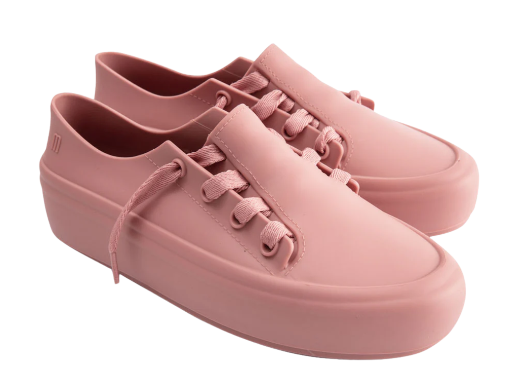 MELISSA ULITSA SNEAKER AD –