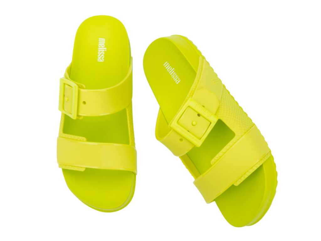 MELISSA COZY CONNECTION SLIDE AD –