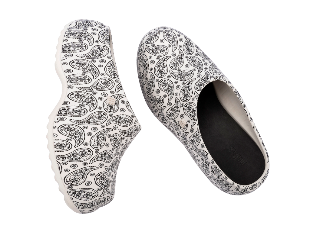 MELISSA FREE CLOG PRINTED PLATFORM AD