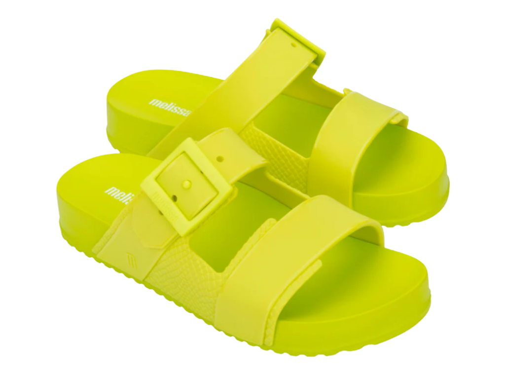 MELISSA COZY CONNECTION SLIDE AD –