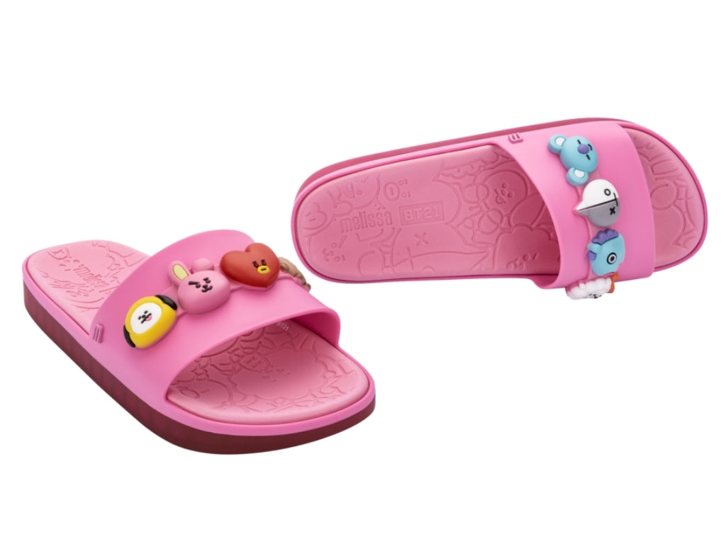 MELISSA BEACH SLIDE NEXT GEN + BT21 AD –