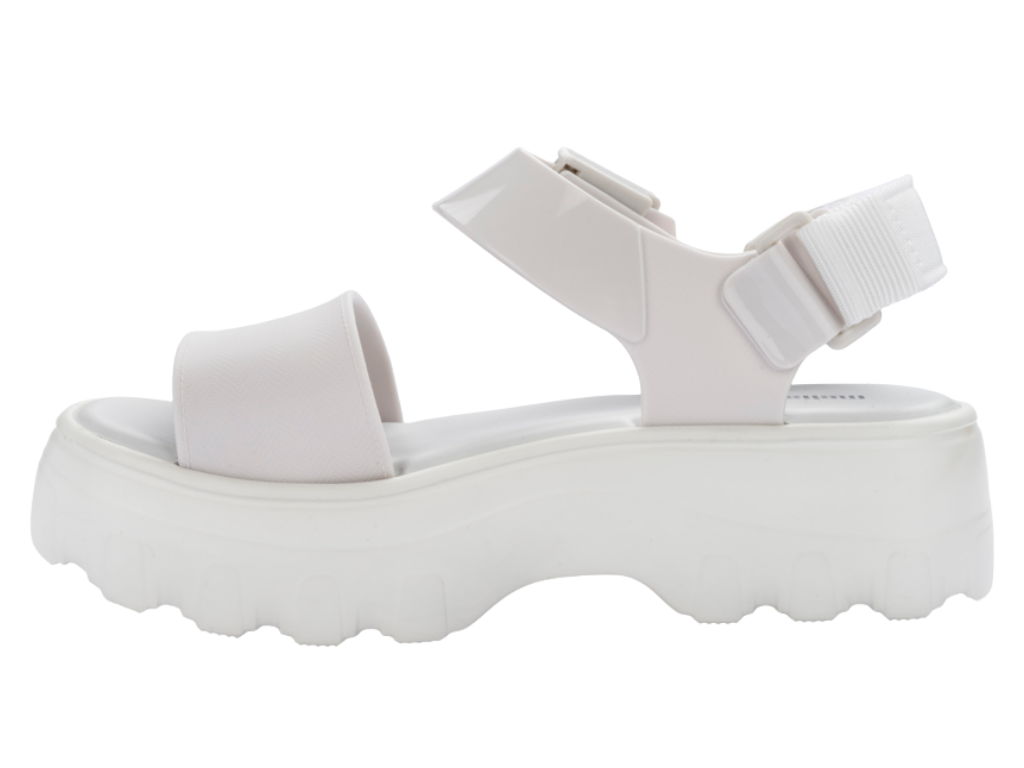 MELISSA KICK OFF SANDAL AD