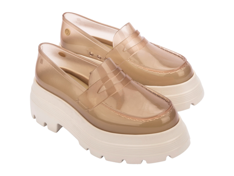 MELISSA ROYAL  HIGH + UNDERCOVER AD