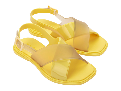 MELISSA CLEO SANDAL AD