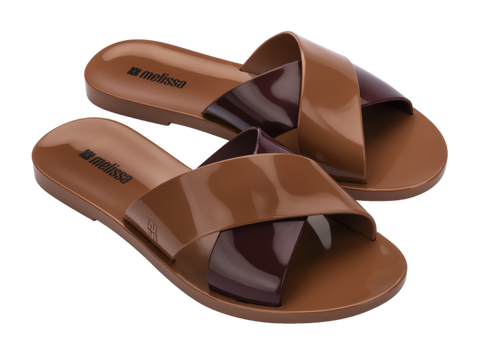 MELISSA ESSENTIAL CROSS SLIDE AD