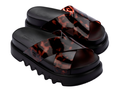 MELISSA COZY CROSS PLATFORM AD