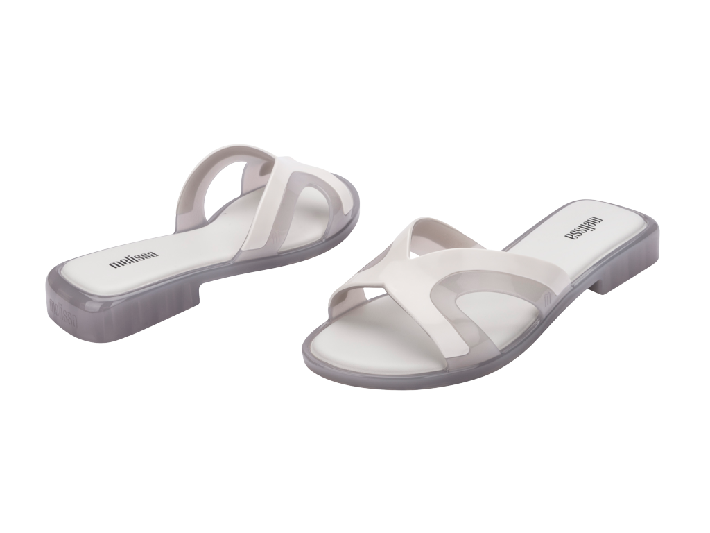 MELISSA YACHT SLIDE AD – 