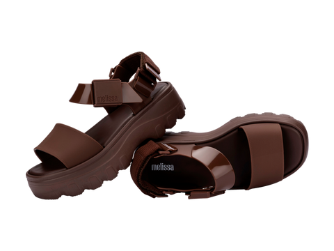 MELISSA KICK OFF SANDAL AD