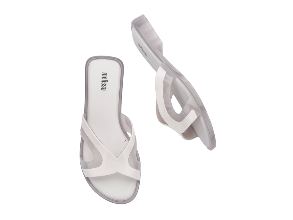 MELISSA YACHT SLIDE AD – 