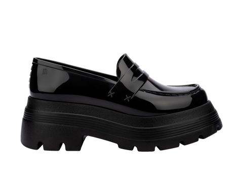 MELISSA ROYAL  HIGH + UNDERCOVER AD