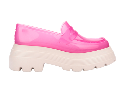 MELISSA ROYAL  HIGH + UNDERCOVER AD