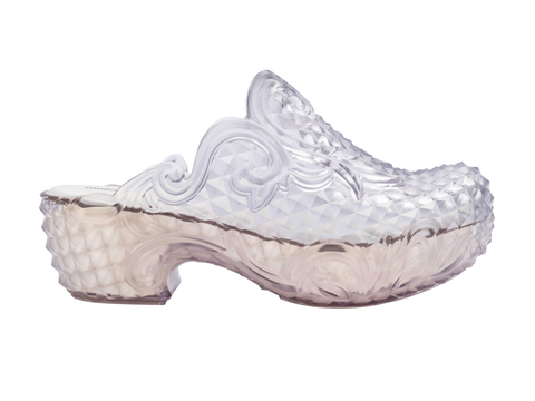 MELISSA COURT CLOG + Y.PROJECT AD