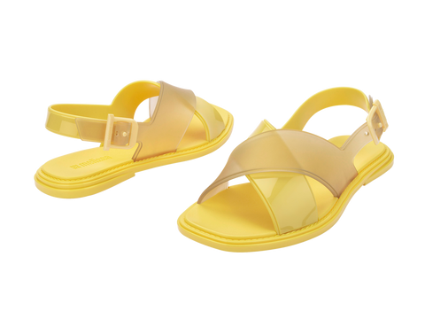 MELISSA CLEO SANDAL AD