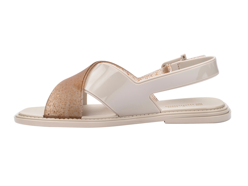MELISSA CLEO SANDAL AD – 