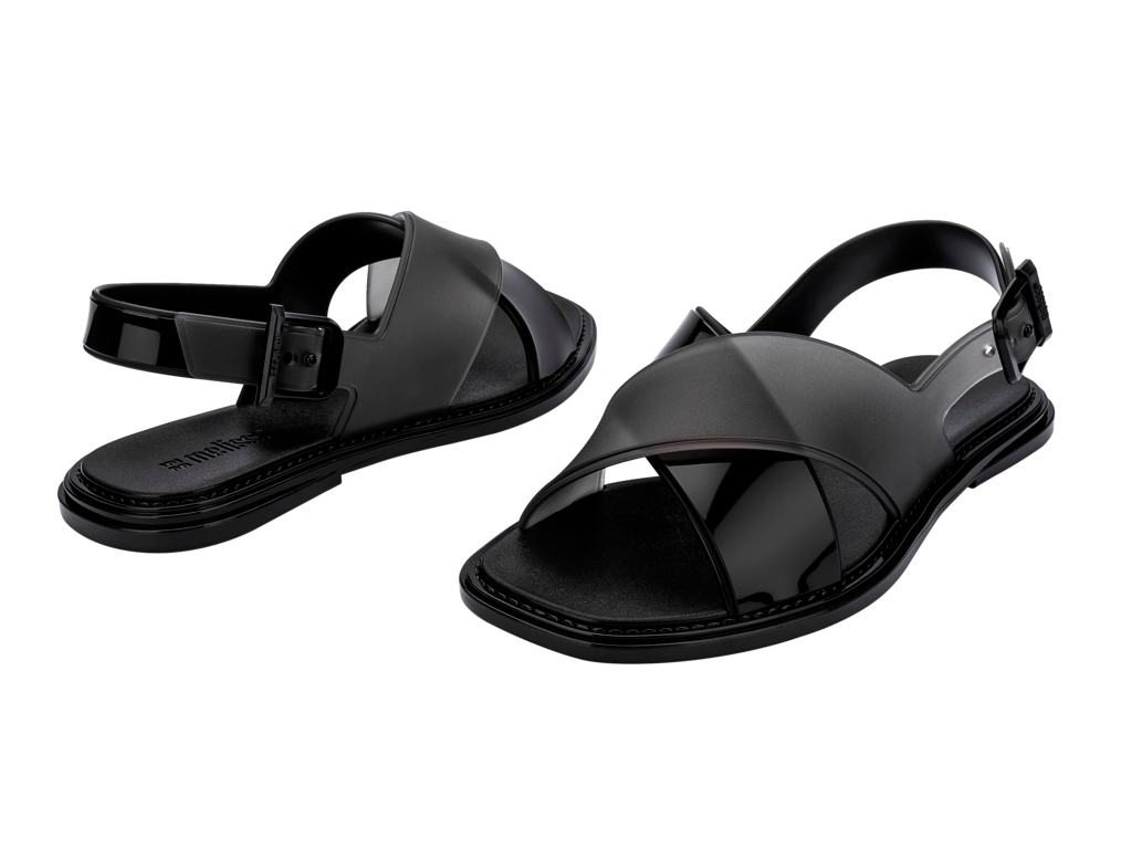 MELISSA CLEO SANDAL AD