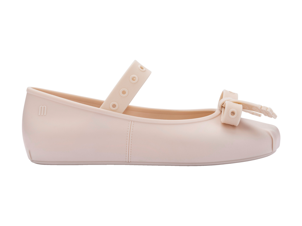 MELISSA SOPHIE CRUSH AD – 