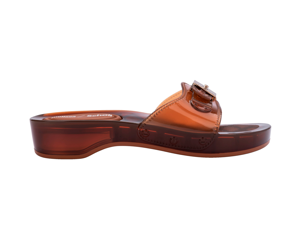 MELISSA PESCURA HEEL + SCHOLL AD – 