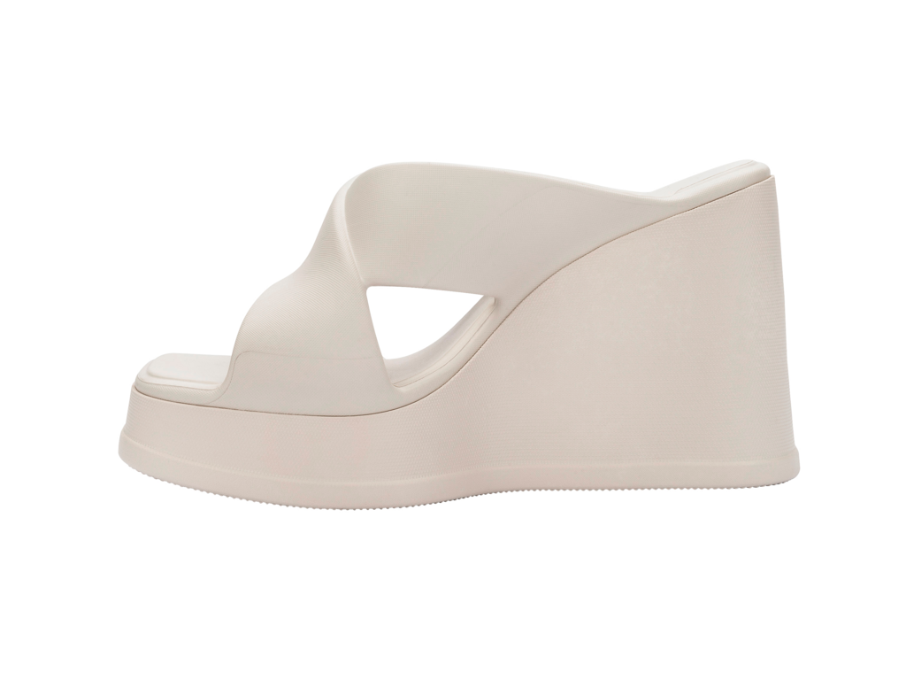 MELISSA FREE VIBE AD – 