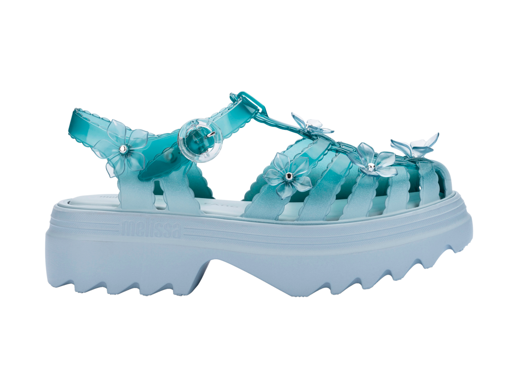 MELISSA POSSESSION PLATFORM SAKURA + SUSAN FANG AD - Image 3