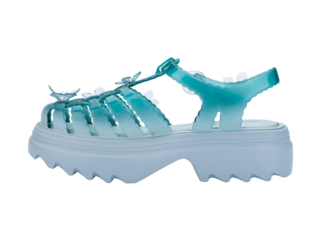 MELISSA POSSESSION PLATFORM SAKURA + SUSAN FANG AD – 