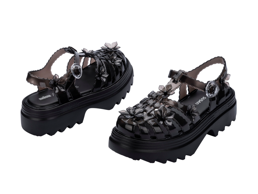MELISSA POSSESSION PLATFORM SAKURA + SUSAN FANG AD – 