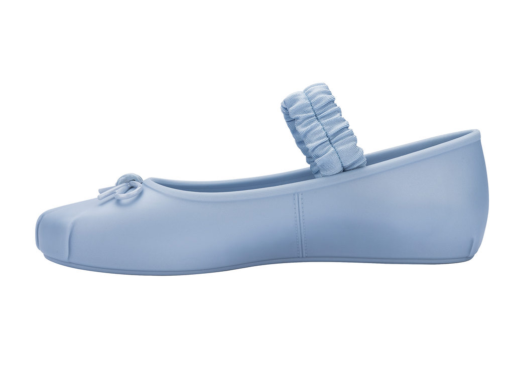 MELISSA SOPHIE SCRUNCH AD – 