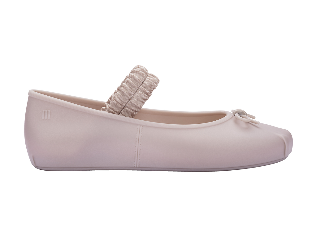MELISSA SOPHIE SCRUNCH AD – 