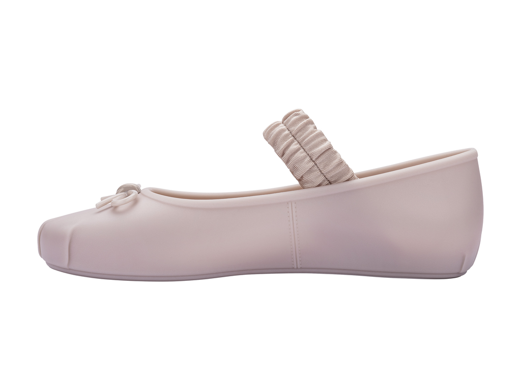 MELISSA SOPHIE SCRUNCH AD – 