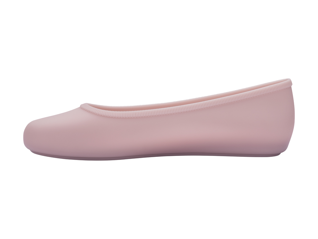 MELISSA SOFT BALLERINA ESSENTIAL AD – 
