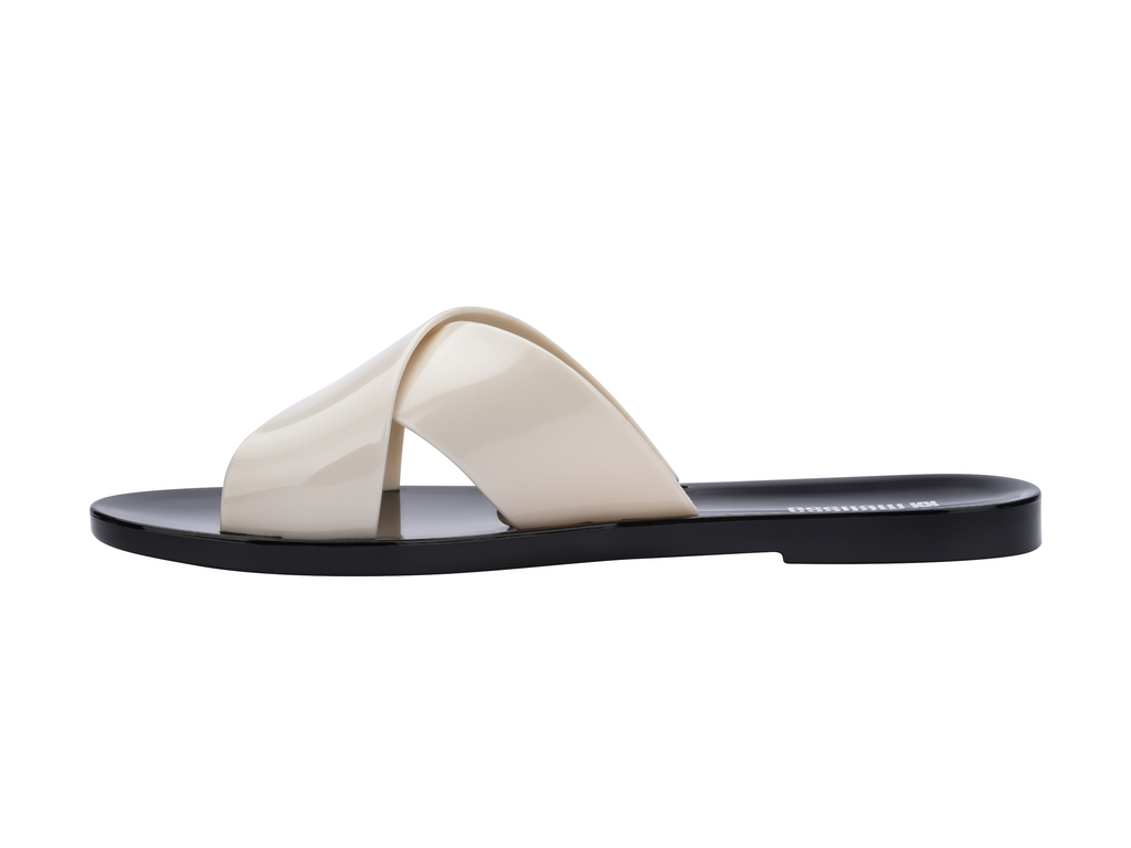 MELISSA ESSENTIAL CROSS SLIDE AD - Image 4