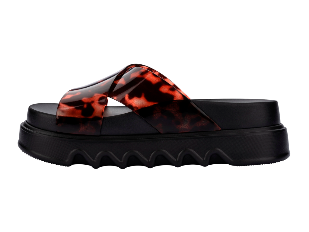 MELISSA COZY CROSS PLATFORM AD - Image 4