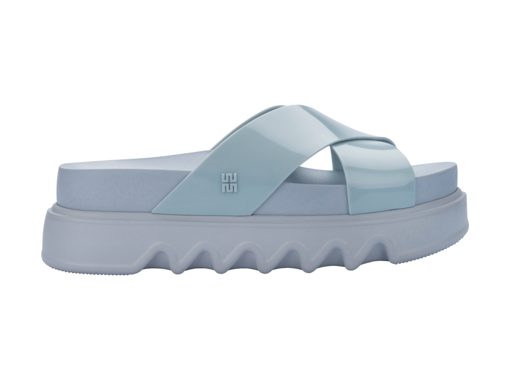 MELISSA COZY CROSS PLATFORM AD – 