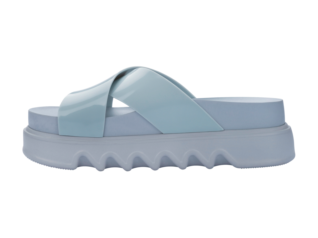 MELISSA COZY CROSS PLATFORM AD – 