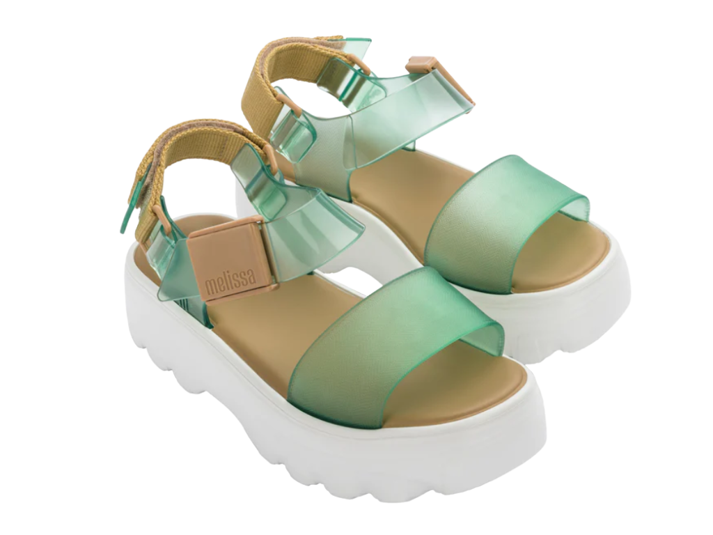 MELISSA KICK OFF SANDAL AD – 