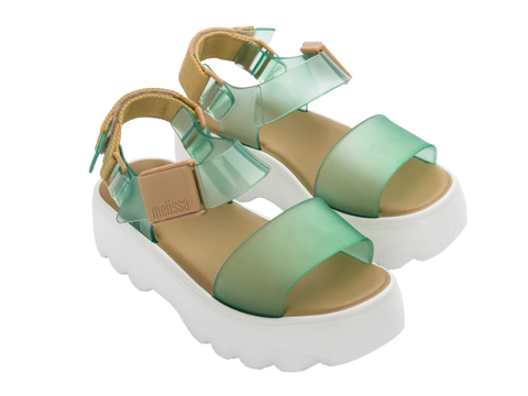 MELISSA KICK OFF SANDAL AD