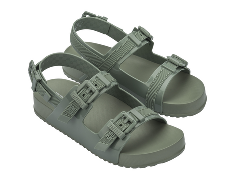 MELISSA COZY SANDAL AD